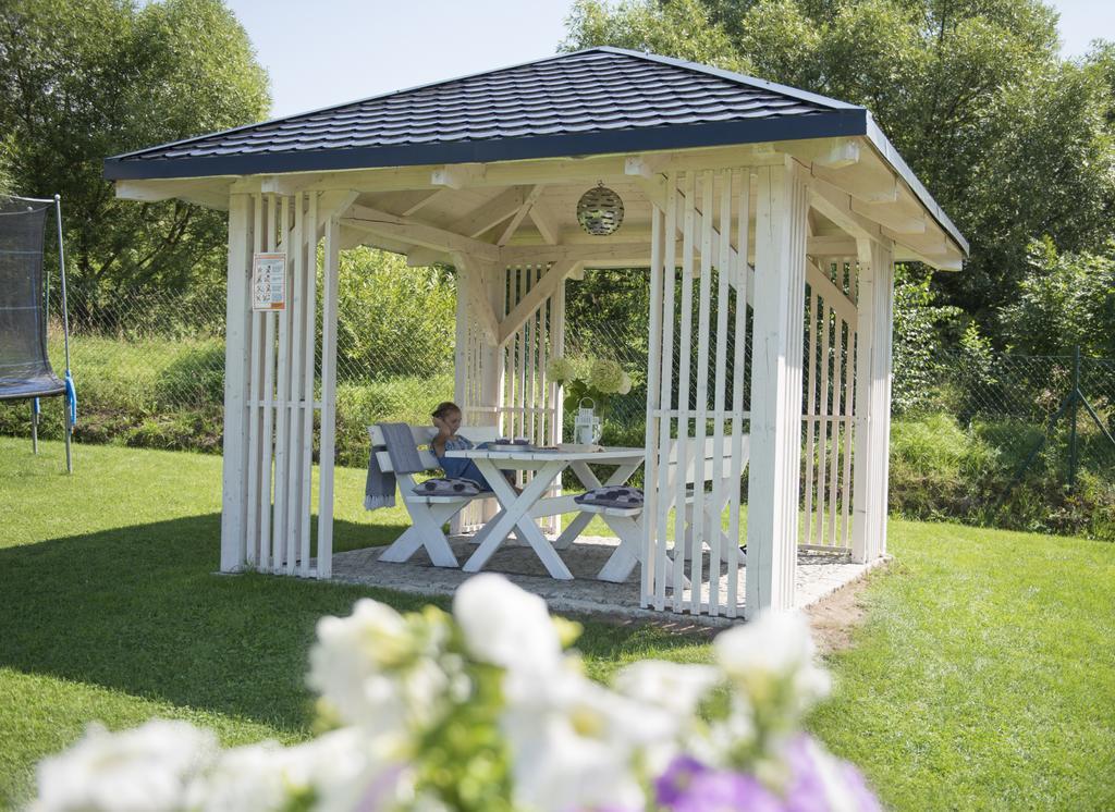 Apartamenty U Harrego I Przy Stawie Spa Z Klimatyzacja, Balia, Sauna, Ogrodem I Parkingiem Kudowa-Zdrój Kültér fotó